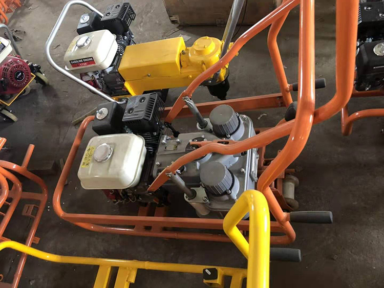 NLB-600型雙頭(tou)内燃螺栓扳手