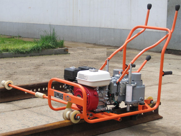 NLB-600型雙(shuang)頭内燃螺栓扳手(shǒu)